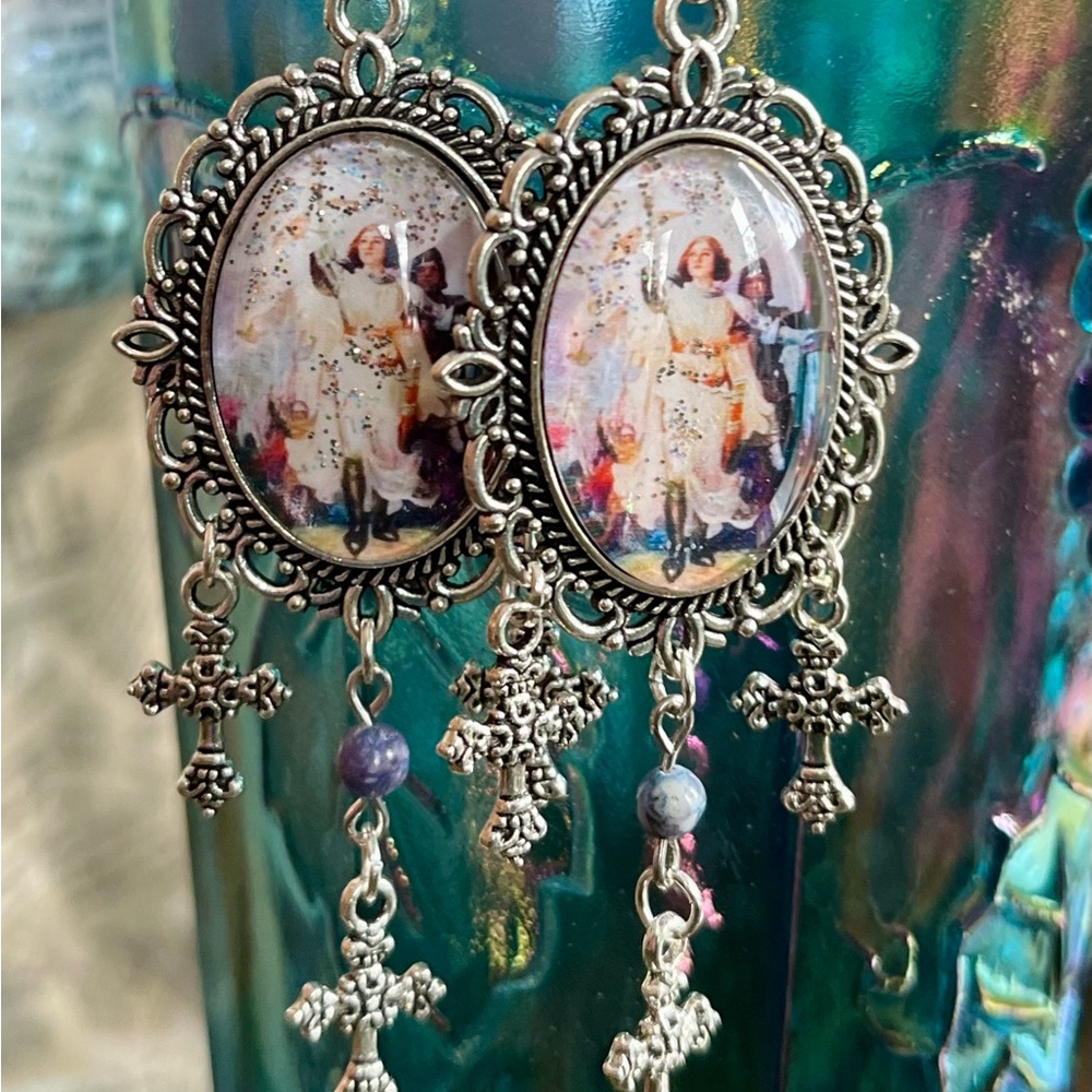 Joan of Arc Vintage Style Earrings Art Cameo Earrings - Picture 6 of 17